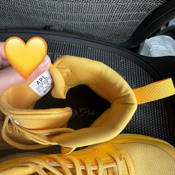 APL TechLoom Defender (Sunshine) - Picture 2 of 7